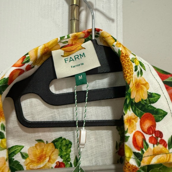 Off-White Picnic Flowers Premium Linen Romper size M Farm Rio NWT - Picture 2 of 5